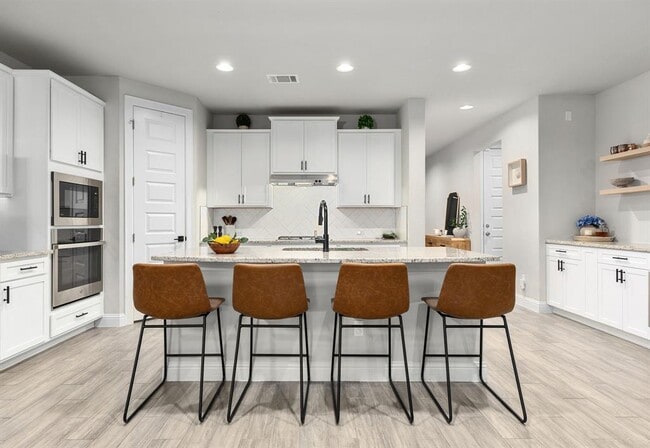 Building Photo - 6720 Verona Pl