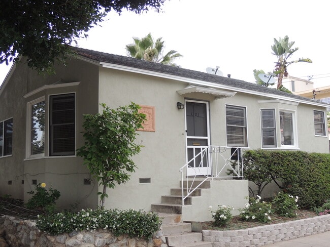 Building Photo - 1301 California Ave