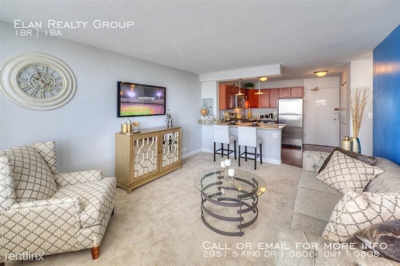 Primary Photo - Draper and Kramer (2951 S KING DR 1-0808)