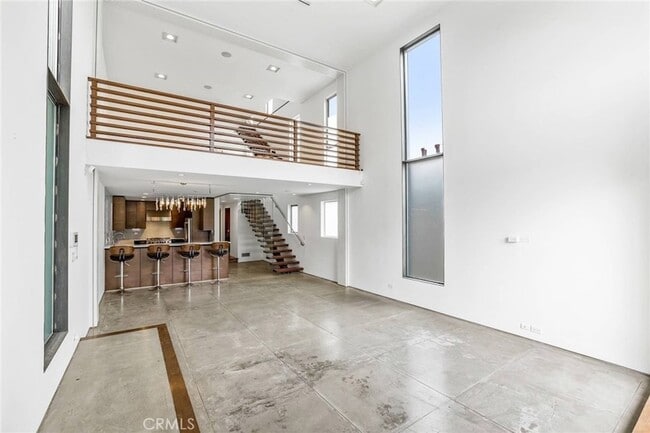 Photo - 419 Venice Way House