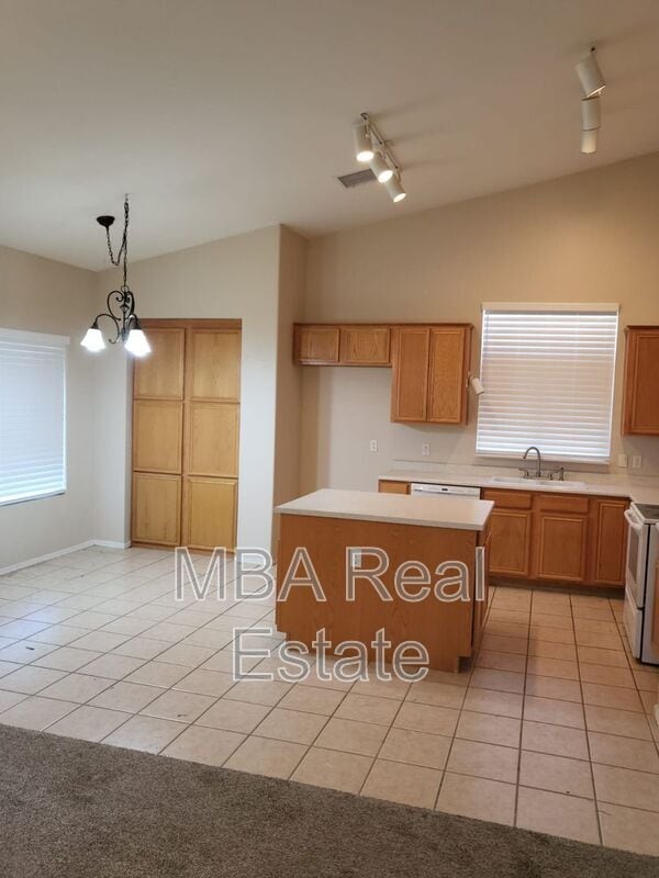 Foto del edificio - 277 S Wild Horse Way