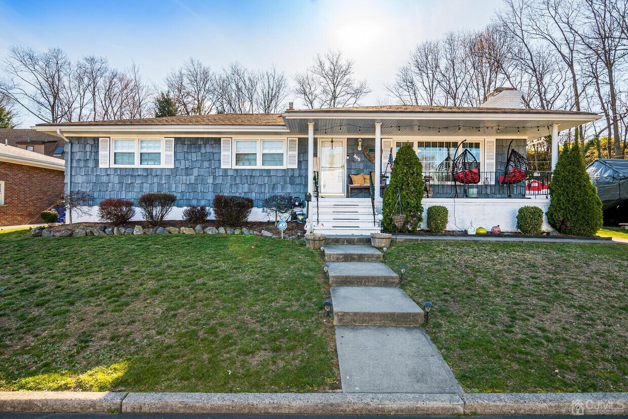 Primary Photo - 468 Brook Ave