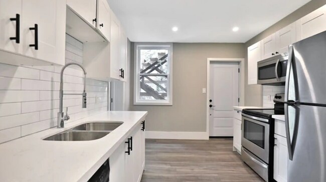 Building Photo - 29 Gibson Ave