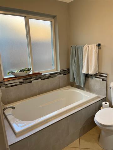 Foto del edificio - 4112 Hideaway Ln