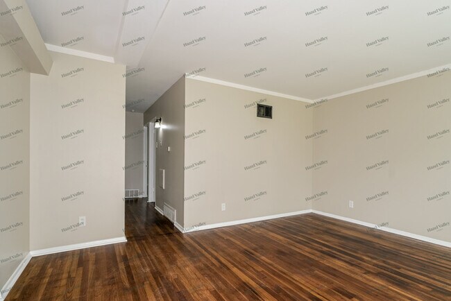 Foto del edificio - 10623 Hallwood Dr