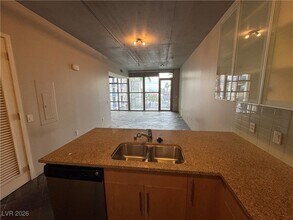 Building Photo - 353 E Bonneville Ave