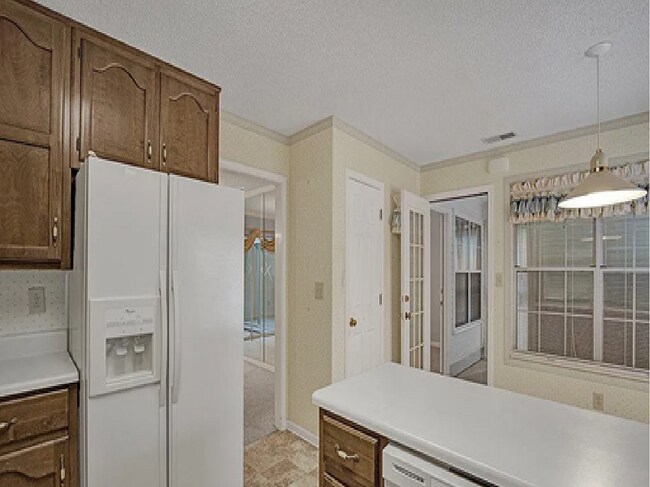 Foto del edificio - 1709 Lake Park Cir