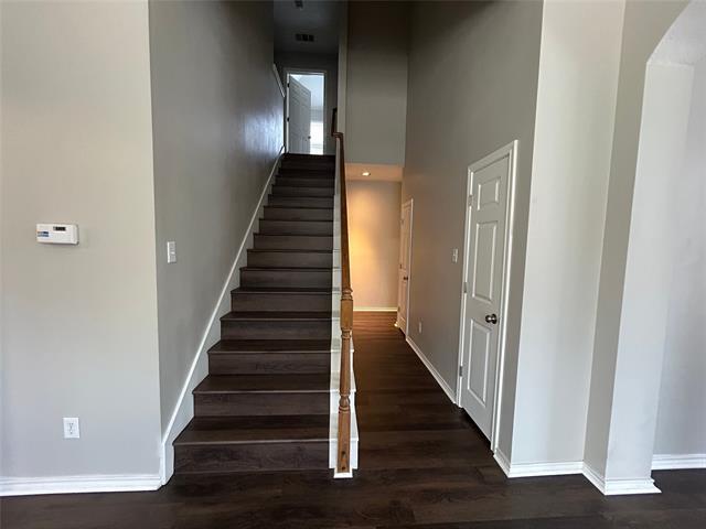 Foto del edificio - 4215 Glen Garden Dr