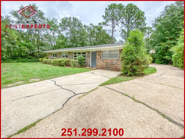 Foto del edificio - 1400 Forestdale Dr
