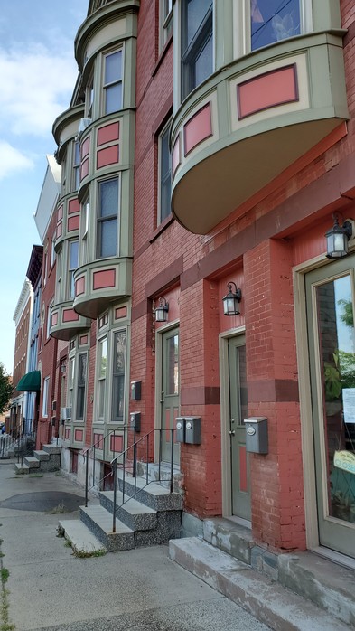 Front of the building - 6 Hill St