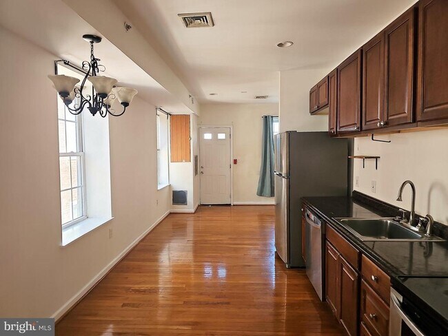Foto del edificio - 927 N 6th St
