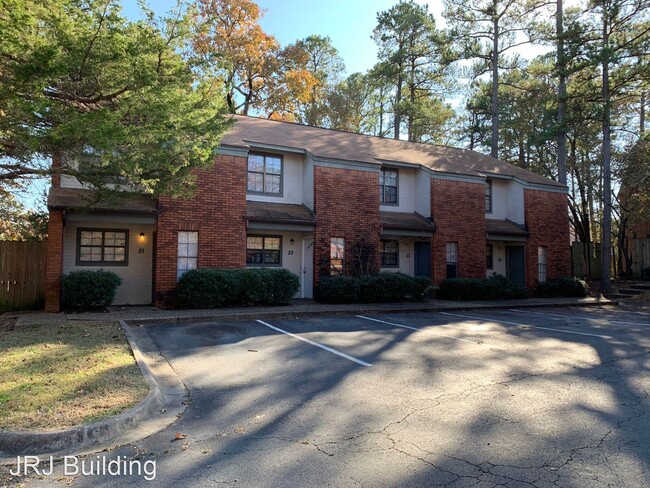 Building Photo - 301 Pine Forest Cir