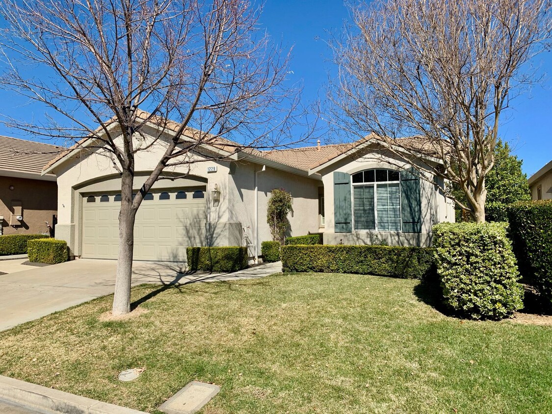 Foto principal - Recently Updated! 55+ Senior Living
