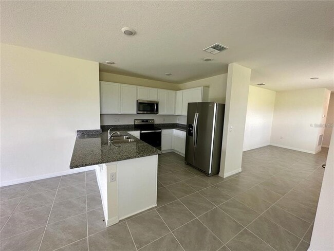 Building Photo - 2151 Tay Wes Dr