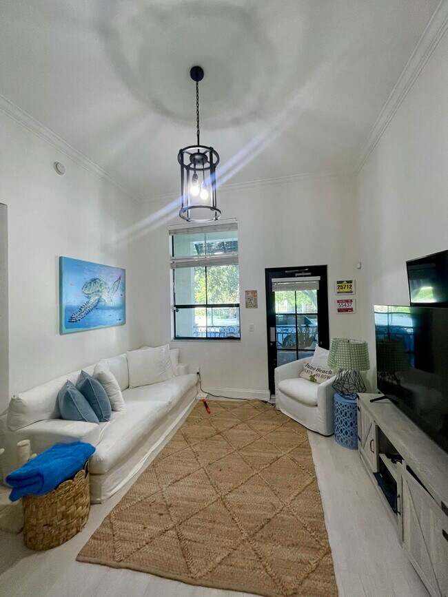 Foto del edificio - 600 S Dixie Hwy