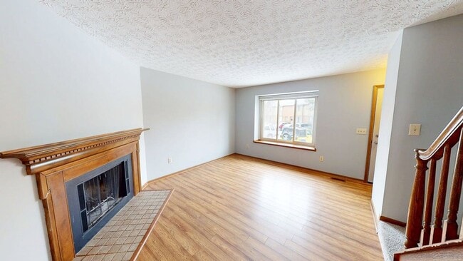 Foto del edificio - 6468 Cranston Way