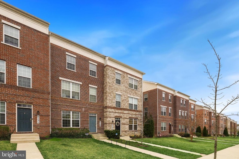 6129 Hanlon St, Capitol Heights, MD 20743 Townhome Rentals in Capitol