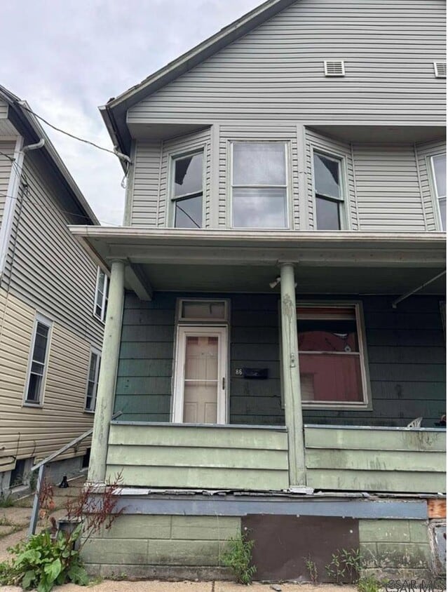 Primary Photo - 86 Golde St