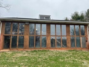 Building Photo - 106 Ivy Lea Dr