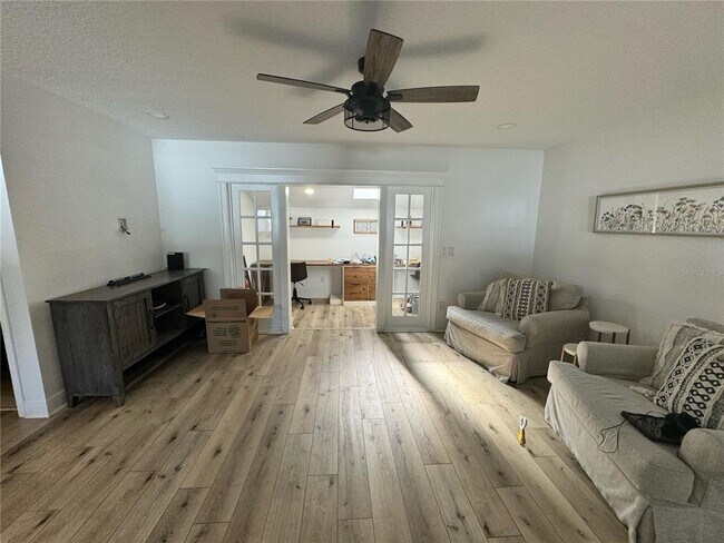 Foto del edificio - 8209 Malvern Cir