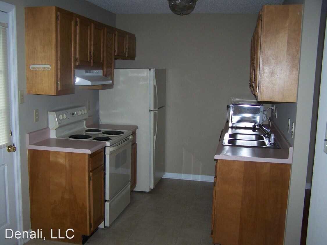 Building Photo - 2 br, 2 bath House - 2000 Pueblo Place