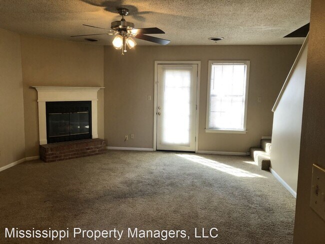 Building Photo - 2 br, 1.5 bath House - 1803 Holmes St
