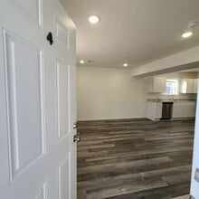 Building Photo - 407 E Doxey St