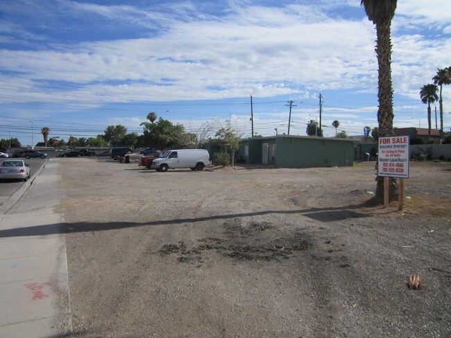 Building Photo - 3839 E Charleston Blvd