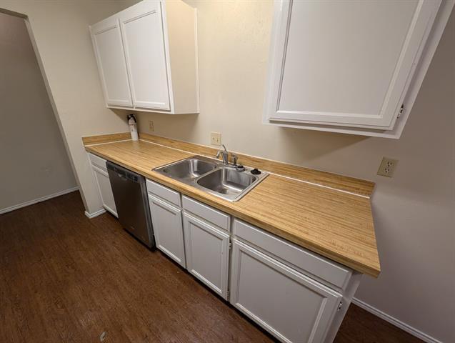 Building Photo - 6606 Parkview Ln