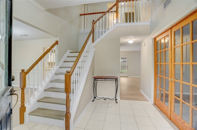 Building Photo - 10 E Trillium Cir