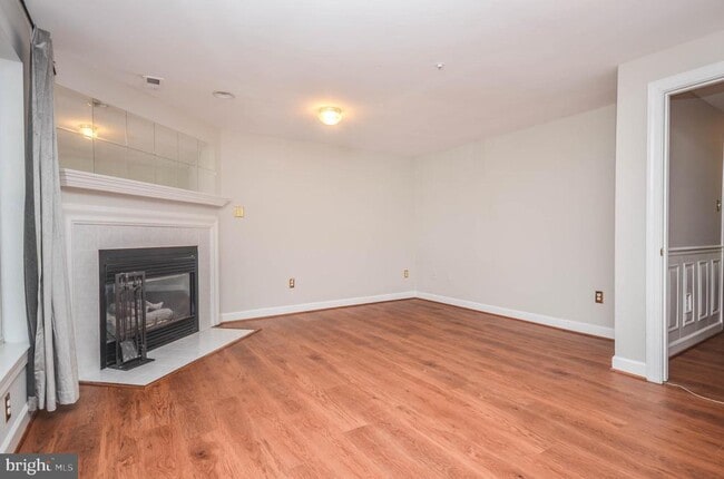 Building Photo - 13776 Lambertina Pl