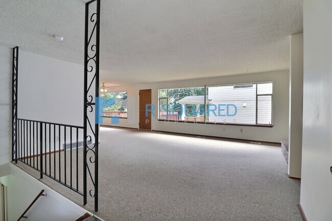 Foto del edificio - 3106 100th Ave NE