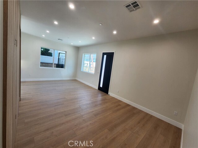 Foto del edificio - 13540-13542 Hamlin St