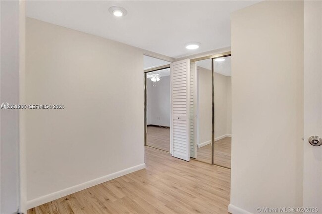 Building Photo - 345 Ocean Dr