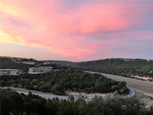 Building Photo - 6000 Shepherd Mountain Cove
