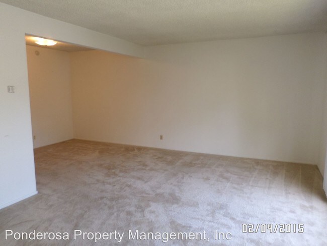 Building Photo - 219 S Lillie Ave