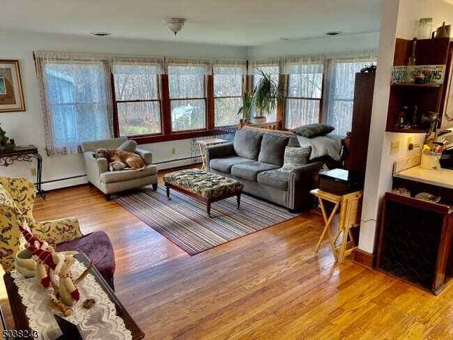 Building Photo - 486 Meyersville Rd