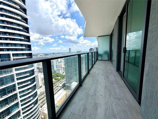 Building Photo - 1300 S Miami Ave