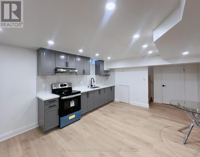 Building Photo - 38 Whitford Rd