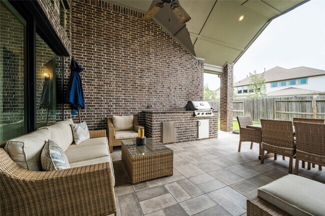 Foto del edificio - 2511 Marble Hill Dr