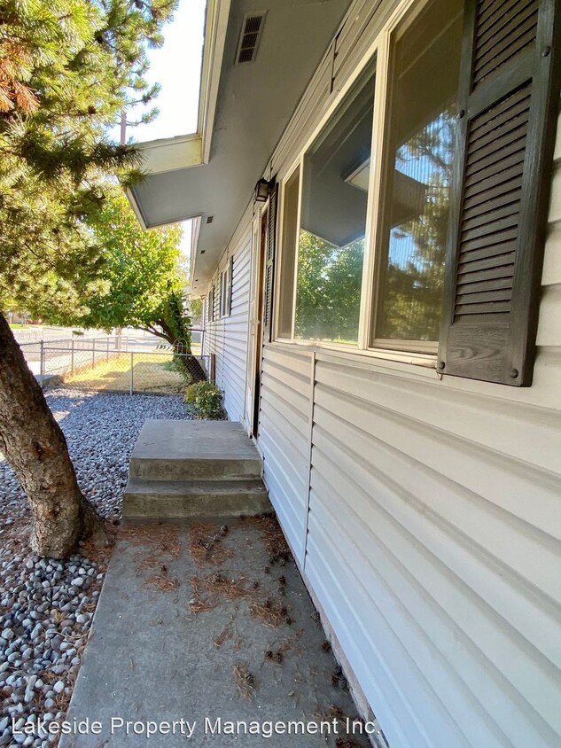 Primary Photo - 2 br, 1 bath House - 1520 Washburn Way