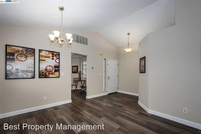 Building Photo - 2 br, 2 bath House - 3589 Helen Drive