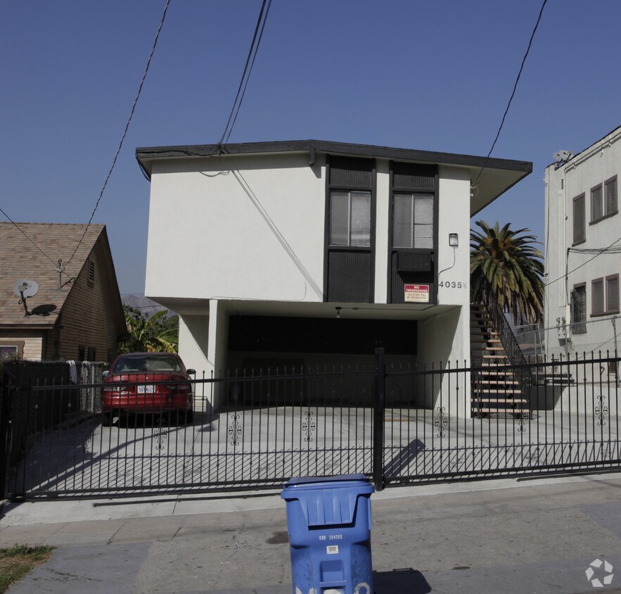 Building Photo - 4035 Monroe St