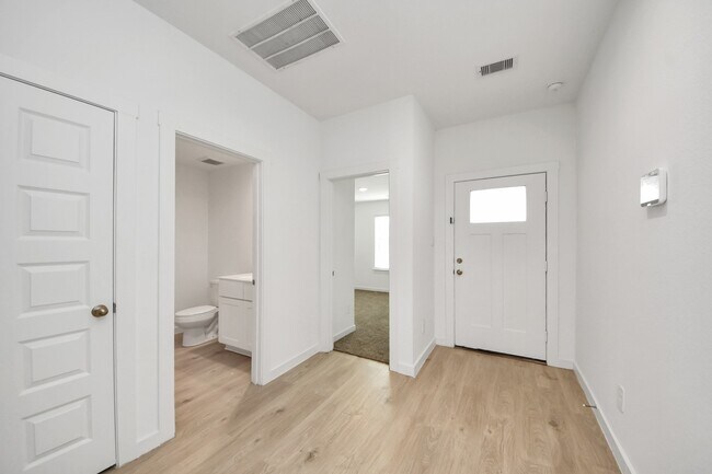 Foto del edificio - 1618 Westway Dr