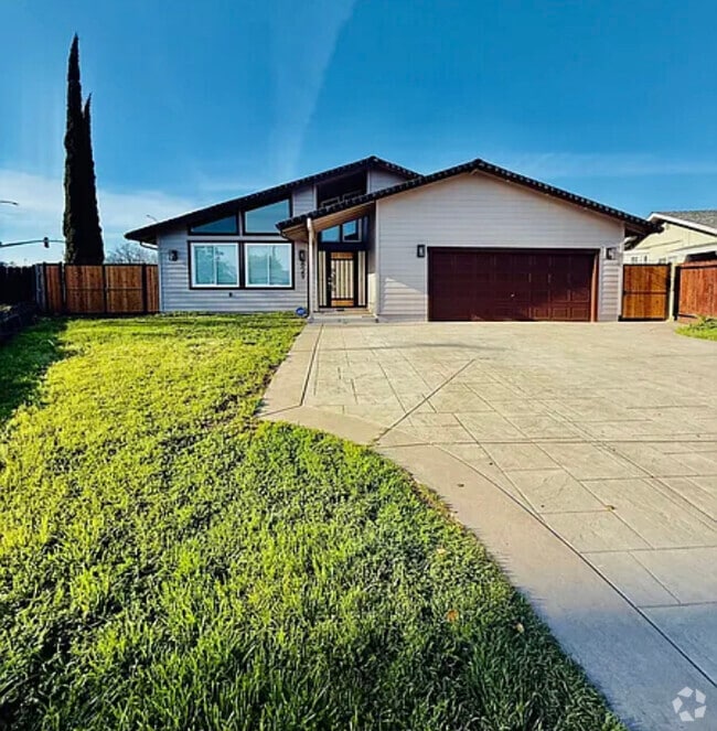 Building Photo - 829 Cambridge Dr