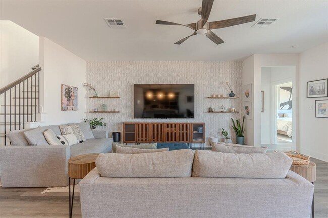 Foto del edificio - 6504 Velvet Leaf Ln