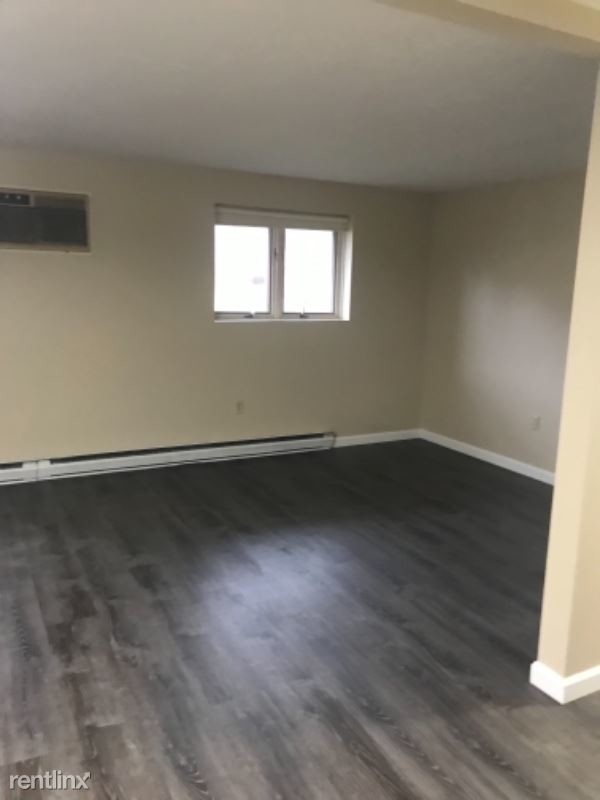 Foto del edificio - 2 br, 1 bath Apartment - 310 Thompson Rd