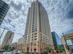 Building Photo - 1400 S Michigan Ave