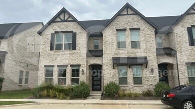 Building Photo - 12982 Jk Ojha St