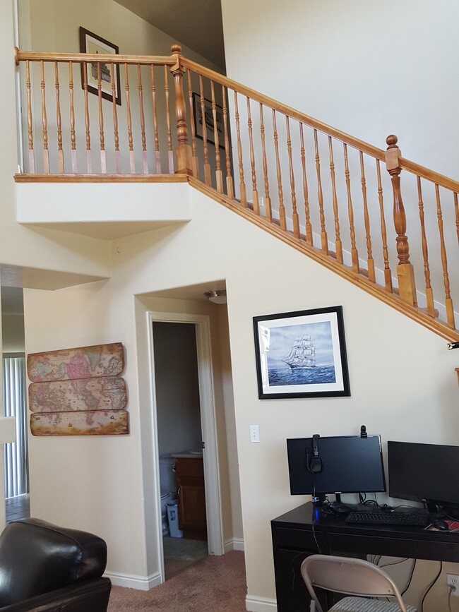 Building Photo - 35 N 1100 W